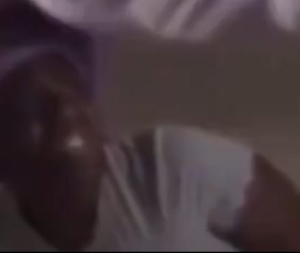 Hand_some901's tweet photo. @HooddSZN 😂😂😂 https://t.co/CJxykDnyeW