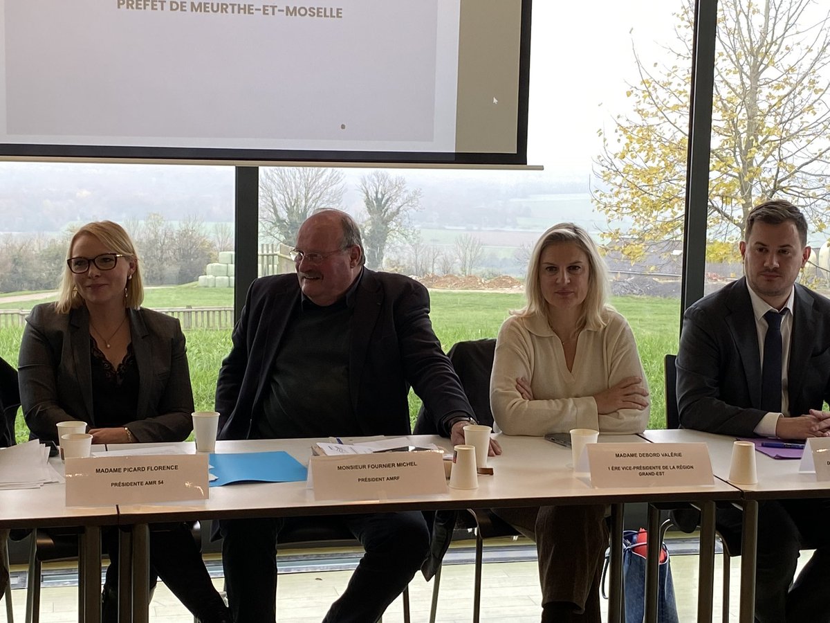 Valérie Debord tweet media