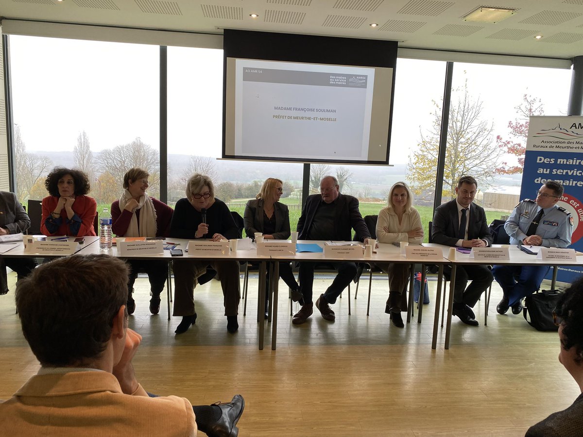 Valérie Debord tweet media