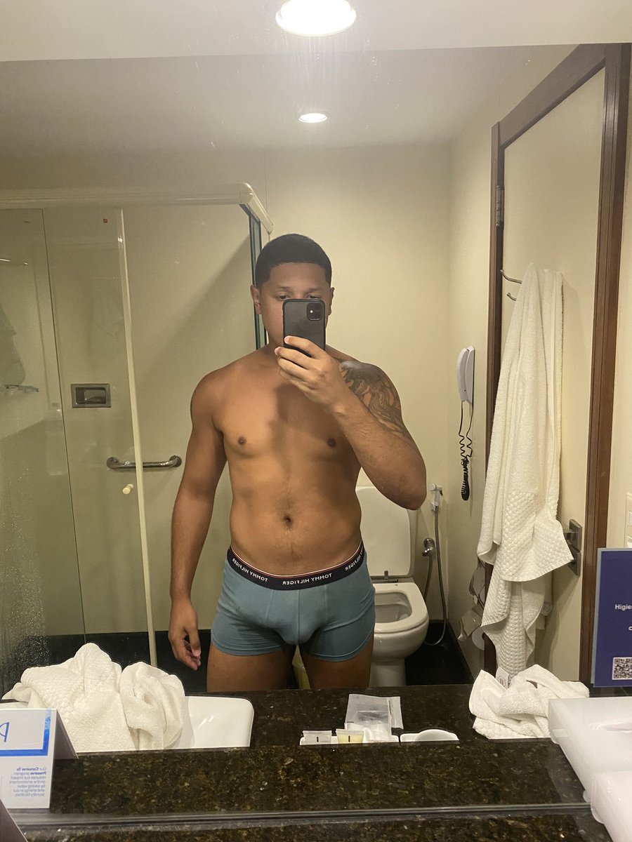 Henrique28 tweet media