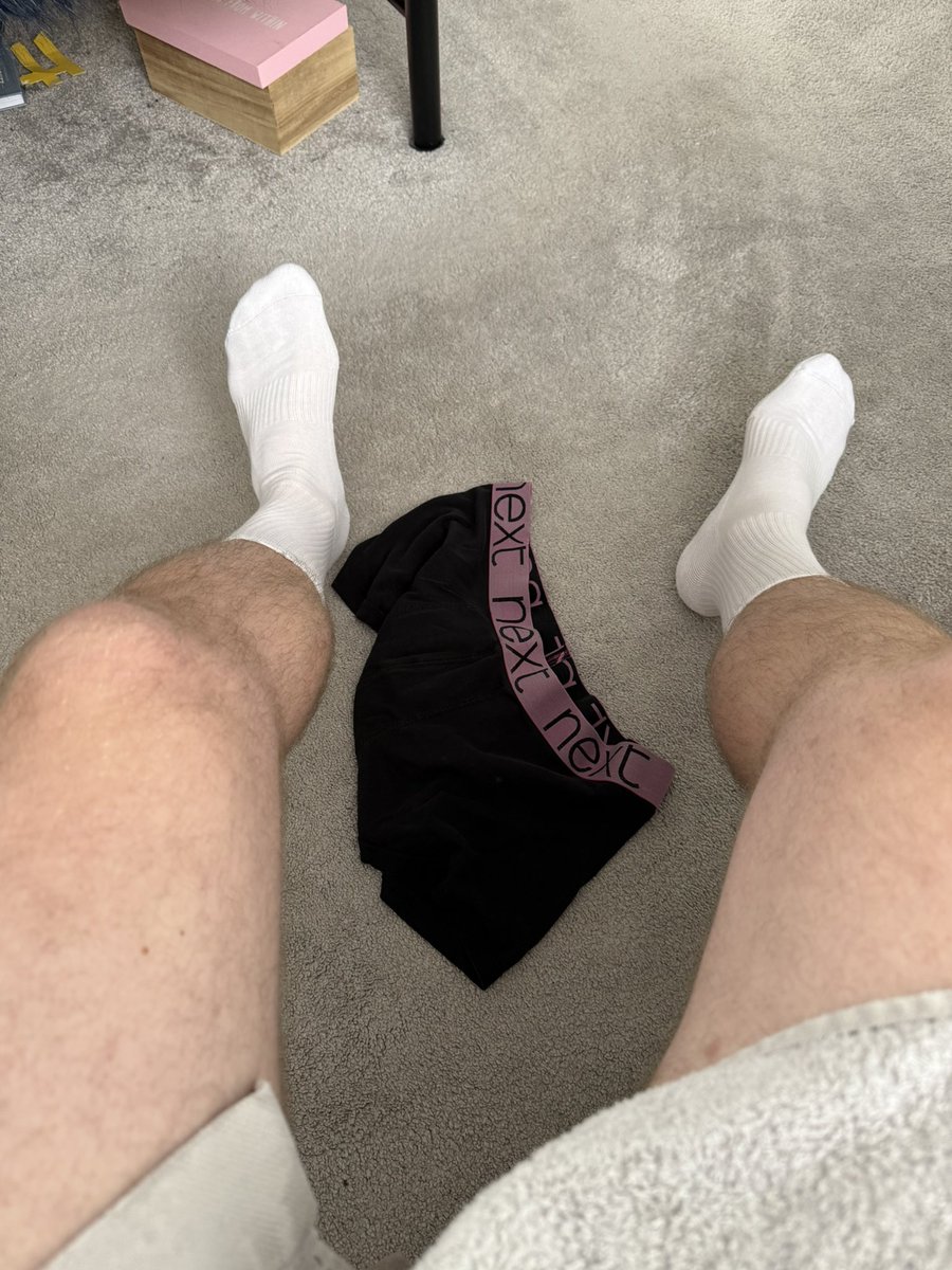 Socks first for the 4th! <a href="/petercrouch/">Peter Crouch</a> <a href="/PeterCrouchPod/">That Peter Crouch Podcast</a> #MayThe4thBeWithYou