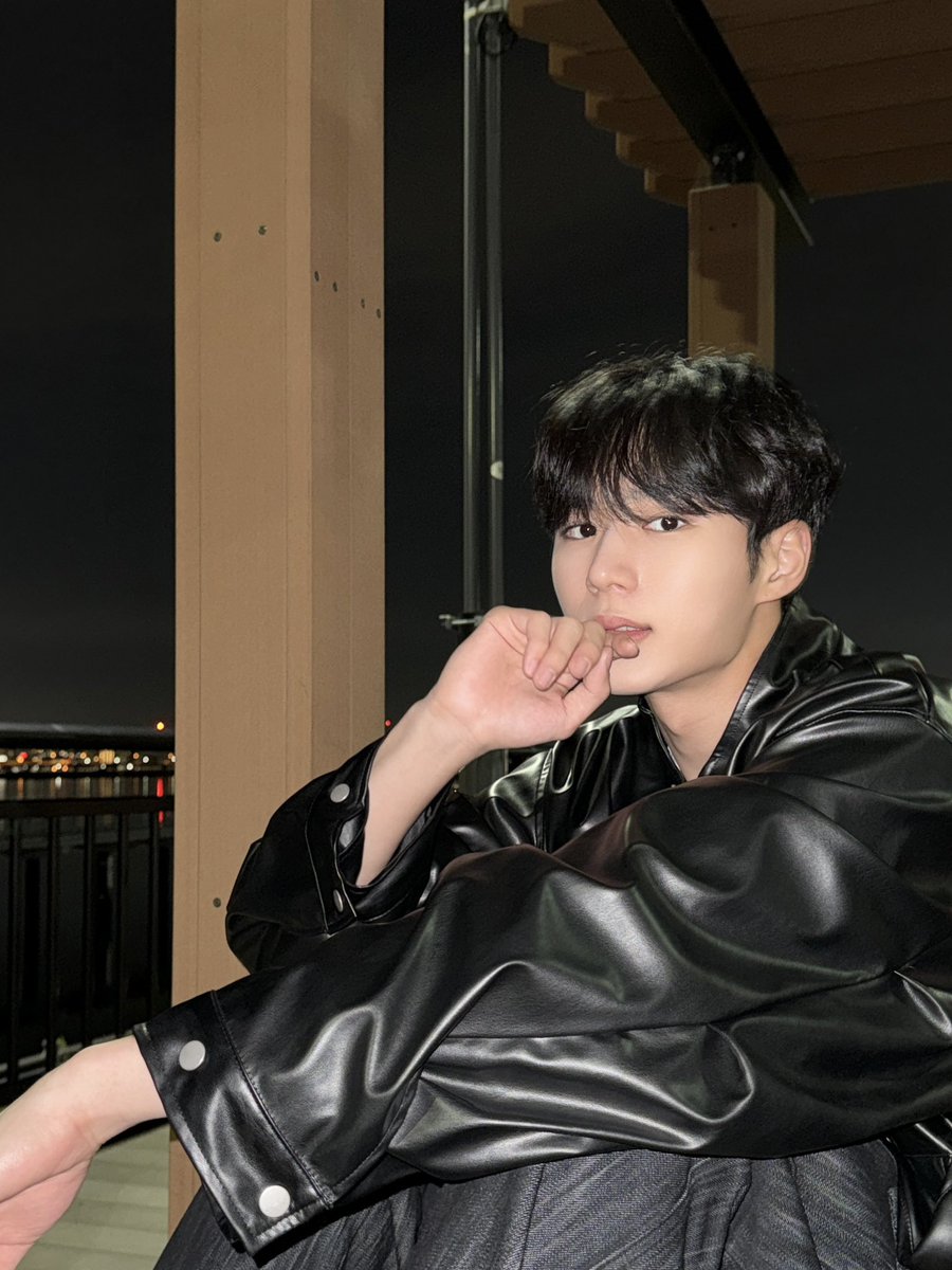 WEi__Member's tweet image. [#준서] 루아이 감기 조심해요🍀