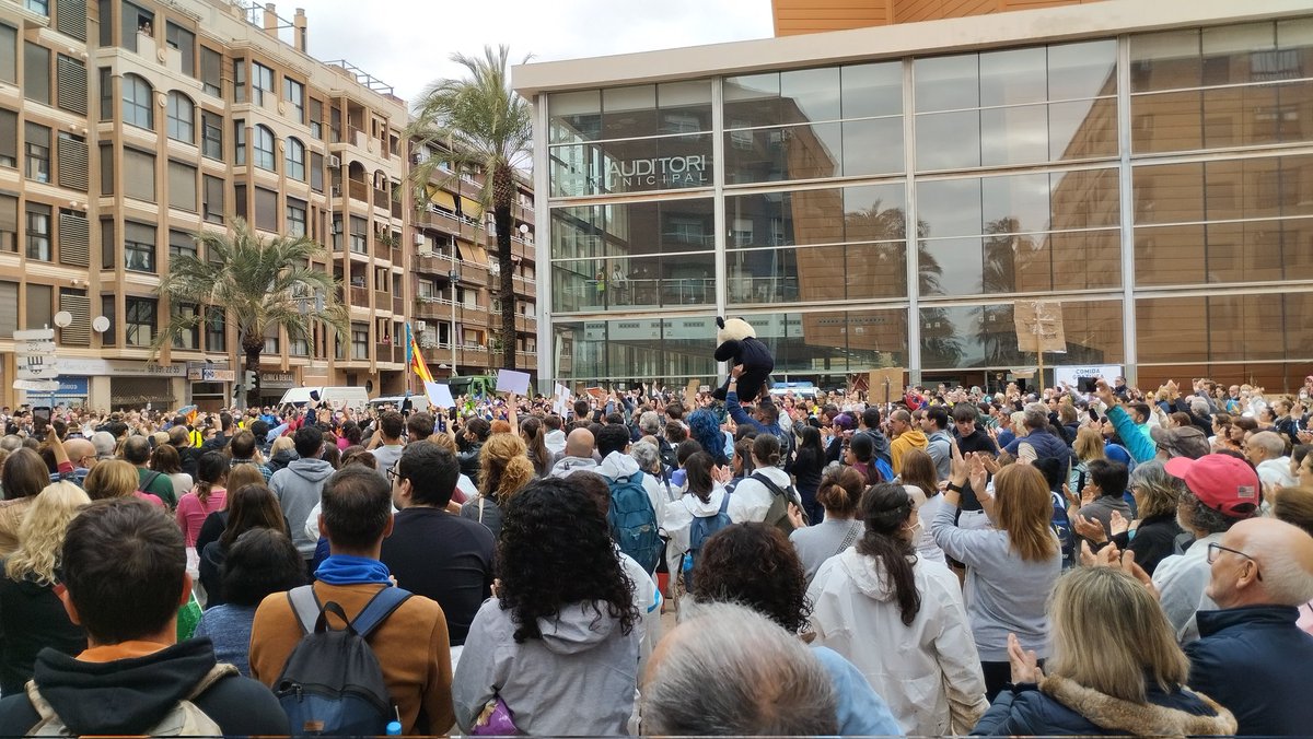 Lo mejor que podemos daros en estos momentos a todos los voluntarios y voluntarias.

Nuestro reconocimiento y gratitud.
