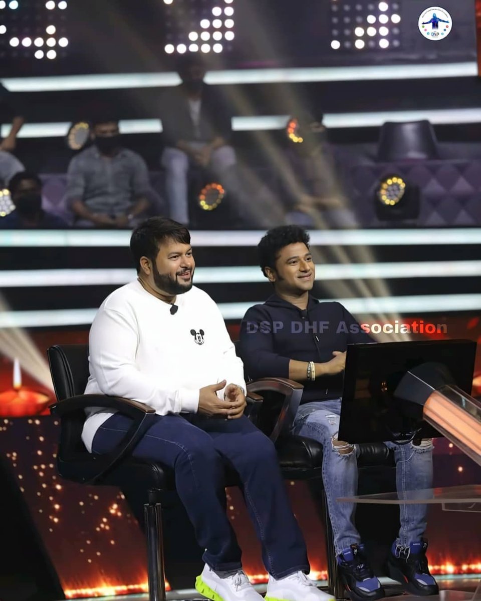 DSPofficialTeam's tweet photo. Happiest Musical Birthday Dear @MusicThaman Garu🎶🎂🎶🎂
On Behalf of Rockstar @ThisIsDSP Fans,#DSPians ♥️🤗🙏

Keep Rocking as always N All the Very Best for All Your Future Endeavours 🙌👍

#HBDThaman #HappyBirthdayThaman https://t.co/e190OqQeGQ
