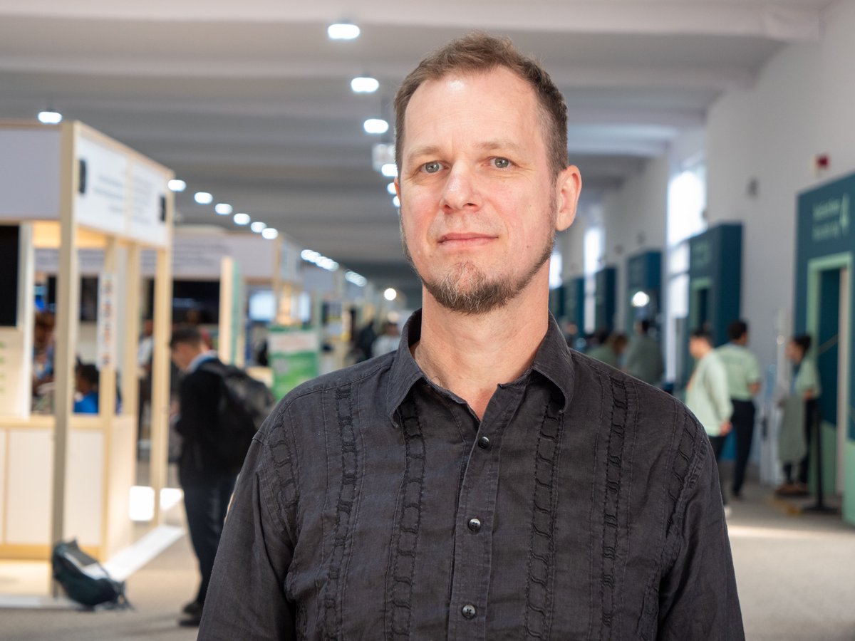 Oikoumene's tweet image. 💡 Pastor Albrecht: “Faith isn’t just liturgy—it’s action.”
From Latin America’s challenges to indigenous wisdom, hear his compelling message from #COP29. 🌱

👉 Explore here: ow.ly/C5Ts50U8rrU

#ClimateAction #WalkWithJesus