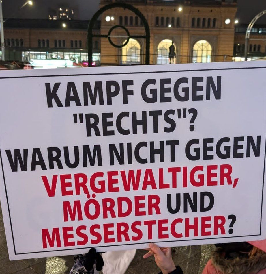 georg1268430987's tweet photo. Das ist eine berechtigte Frage..🐀⚠️ https://t.co/IB7kdcqpxn