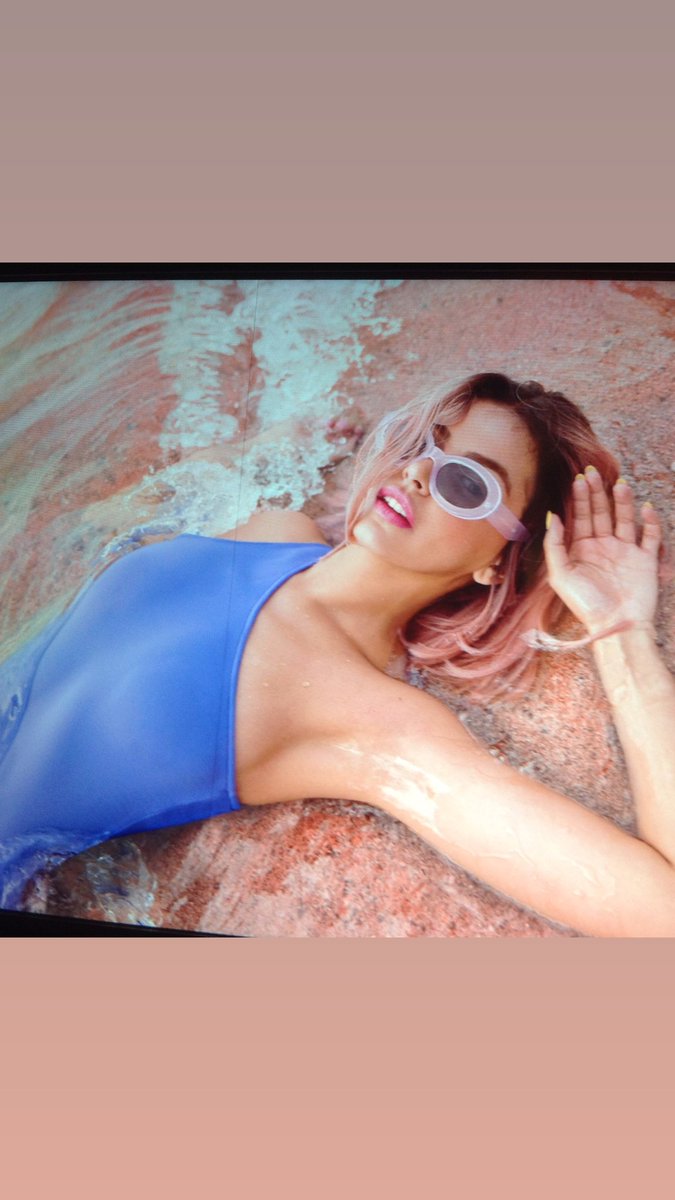 sofiemarie0209's tweet photo. @emeemedumplang Just look at her as a blonde bombshell in abt the same hair length🥰❤️😍
Janine Gutierrez
#Preview2018 https://t.co/aKTHi3Ui4d