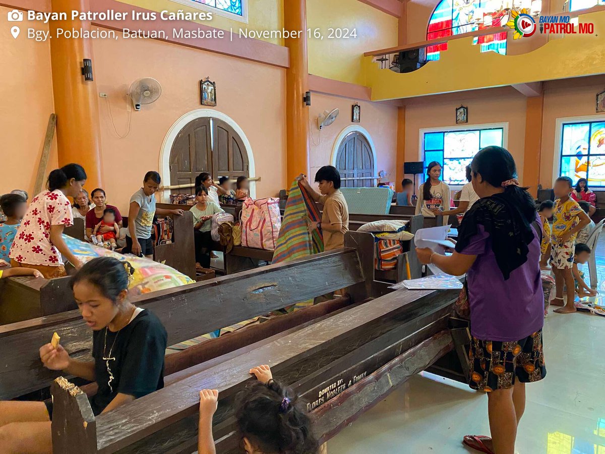 bayanmo's tweet image. Nagsisilbing evacuation center ng mahigit sa 120 indibidwal ang Immaculate Conception Parish sa Bgy. Poblacion, Batuan, #Masbate dahil sa banta ng Bagyong #PepitoPH.

#Bagyo