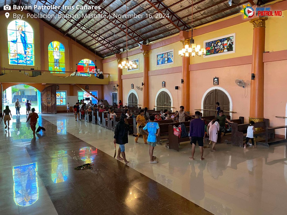 bayanmo's tweet image. Nagsisilbing evacuation center ng mahigit sa 120 indibidwal ang Immaculate Conception Parish sa Bgy. Poblacion, Batuan, #Masbate dahil sa banta ng Bagyong #PepitoPH.

#Bagyo
