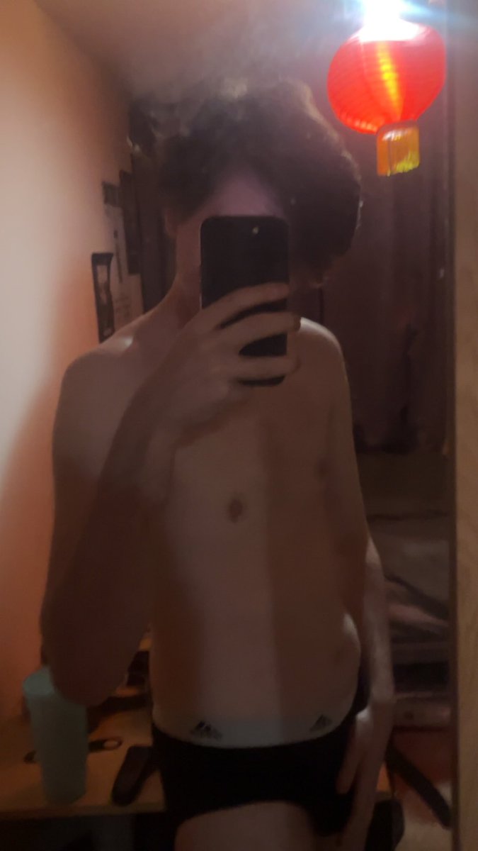SwitchyTwink's tweet photo. Damn I really need to buy some more interesting underwear https://t.co/9aoHpu9h9T