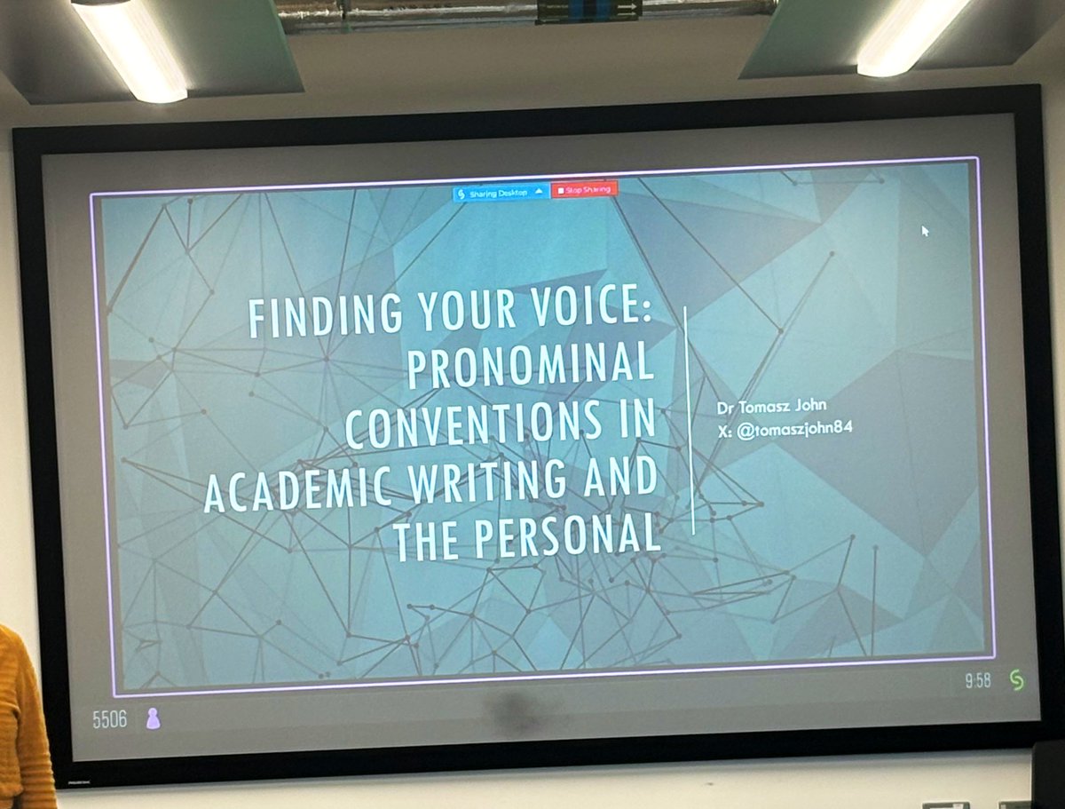 tomaszjohn84's tweet photo. #SaturdaySchool - It was lovely to facilitate a workshop on academic writing and finding your voice there to our @StrathEDU #StrathPGR #StrathEdD #StrathPhD students π€ππΌπβπΌπ https://t.co/qIosf0Fk3J