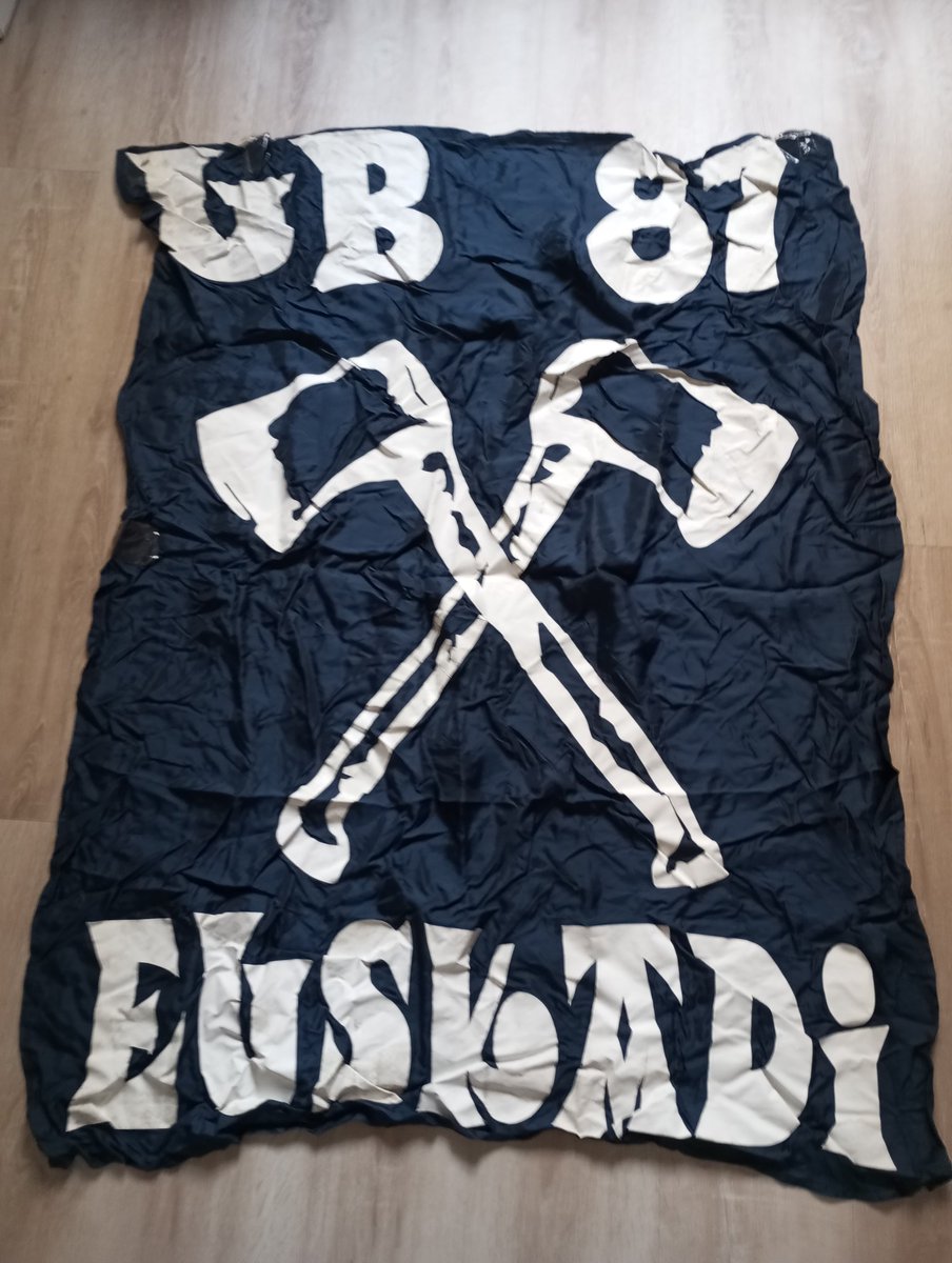 DOBidaiak's tweet photo. Bordeleko Euskal Hintxak ✊🏽
15 años de esta bandera. @muguruzafm https://t.co/y8KO1lJxcq