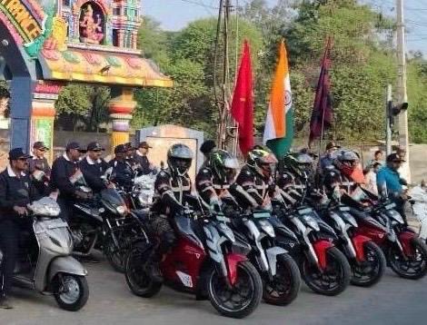 IaSouthern's tweet photo. As part of the 244th anniversary celebrations of the #MadrasSappers, an electrifying e-bike rally was flagged off from #Trivandrum, #Hyderabad, #Kanyakumari and #Belagavi, amidst enthusiastic cheers from the crowd. Riding state-of-the-art Ultraviolette e-bikes, the rally will cover over 1000 km across the Southern States, fostering connections with #veterans along the route. The event will culminate in #Bangalore, symbolising the spirit of camaraderie, innovation and outreach. 

#MadrasSappers #VeteransOutreach #GoGreen #ebikes @adgpi