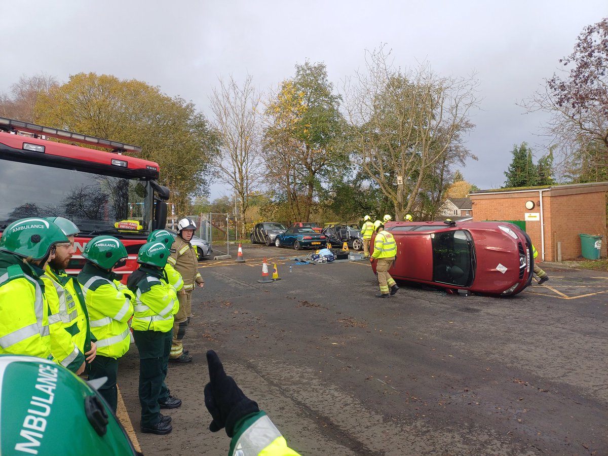 Andy 🏴🚑 tweet media