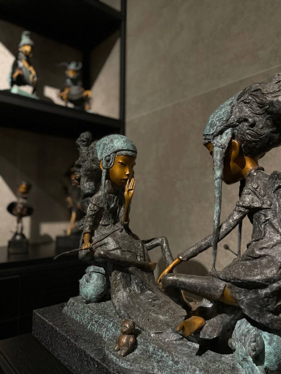 Recently, the exhibition at Ostashov Sculpture Gallery has been updated. New works are already on display. 

Share your impressions of the new pieces in the comments and visit the gallery to experience them in person.
#andreyostashov  #artgallery #bronzesculpture #sculpture