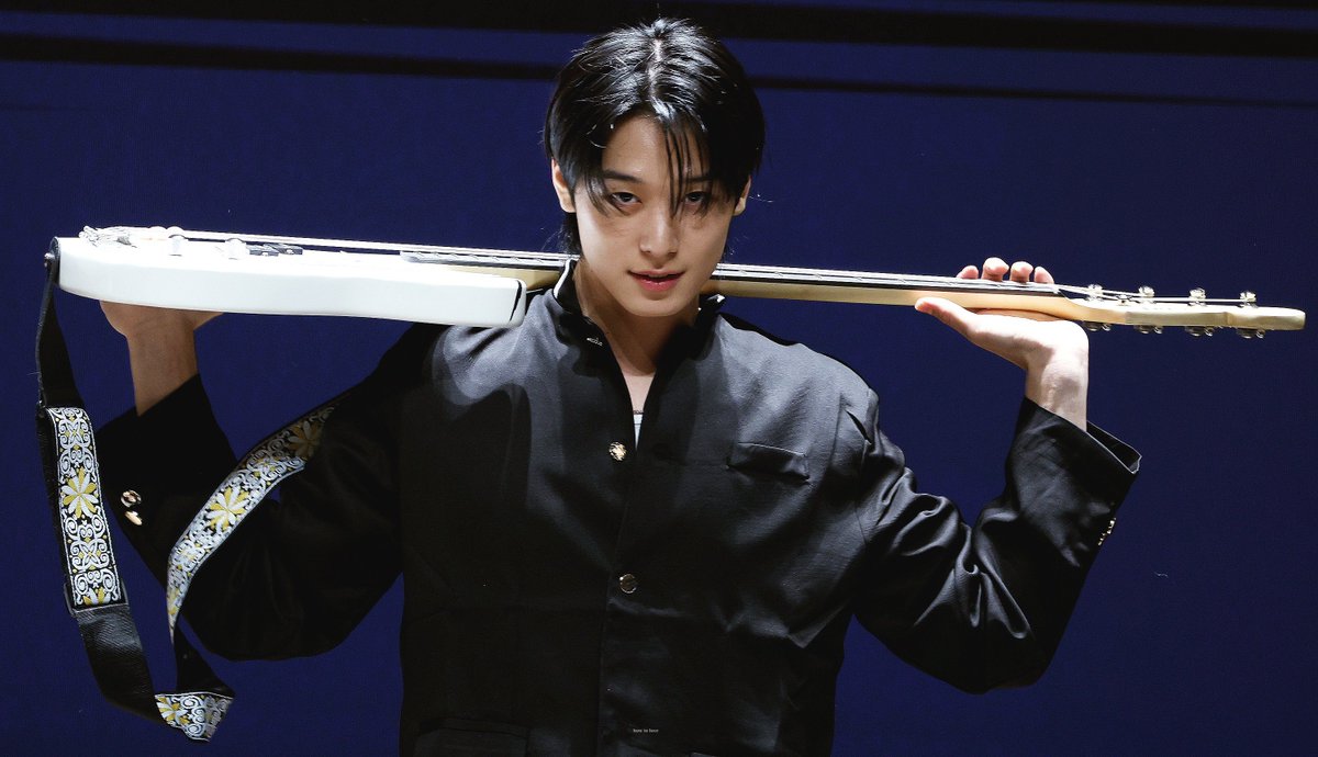 rockstar juyeon is so sexy