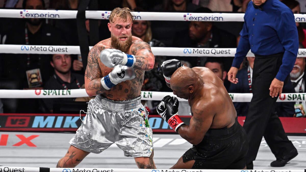 Jake Paul Defeats Mike Tyson During Controversial Netflix Spectacle | 95.7 The Jet 957thejet.iheart.com/content/2024-1…