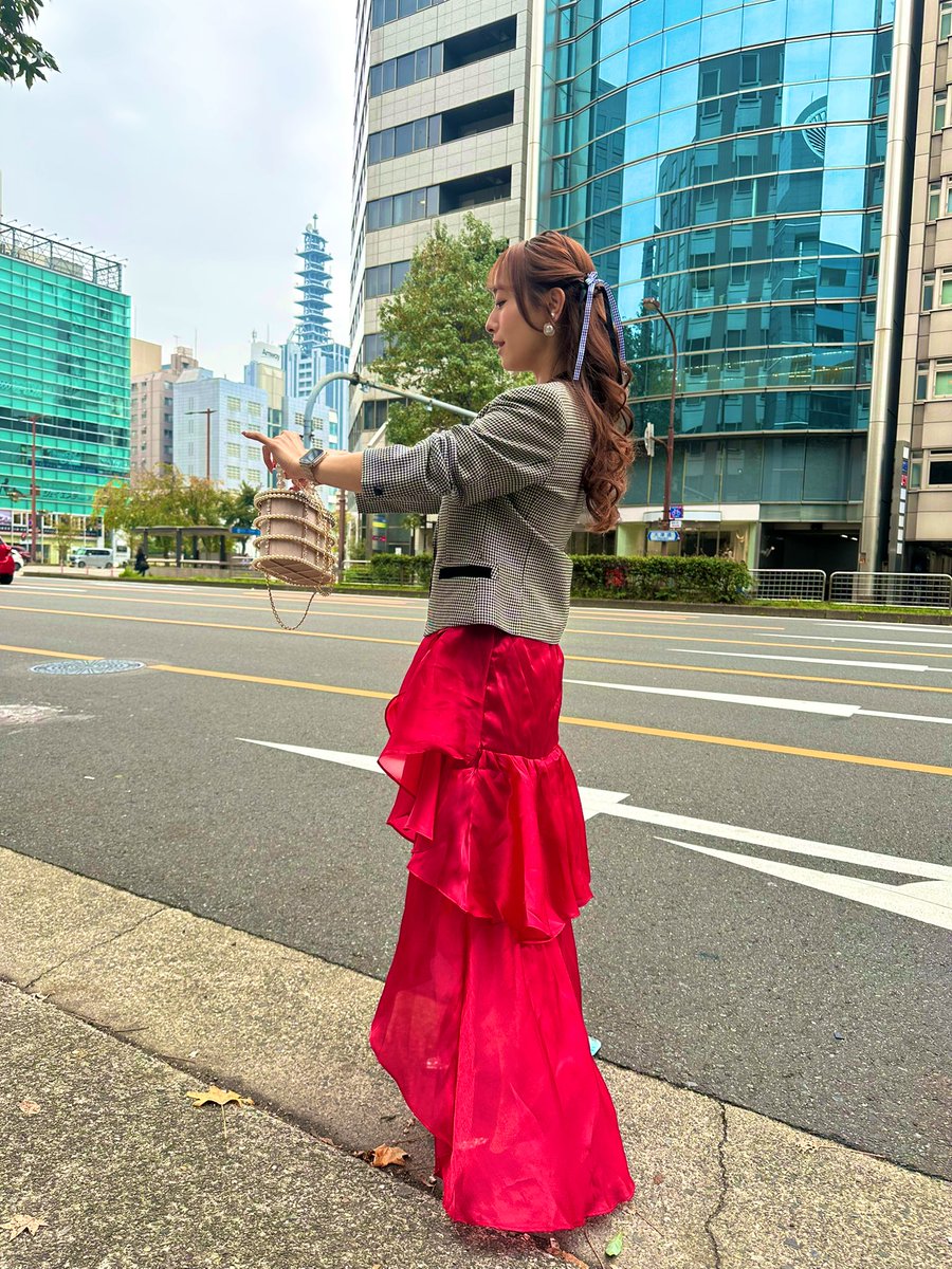 shiraishimarina's tweet photo. 世界一美しい花嫁姿を泣きながら拝んで
花嫁の友達にかまってもらいまくって
新郎の参列者さまにも沢山面倒見てもらって
帰りたくない結婚式お呼ばれすぎた🥹💕
余韻すんごい🫶💗 https://t.co/f4UF94wOna