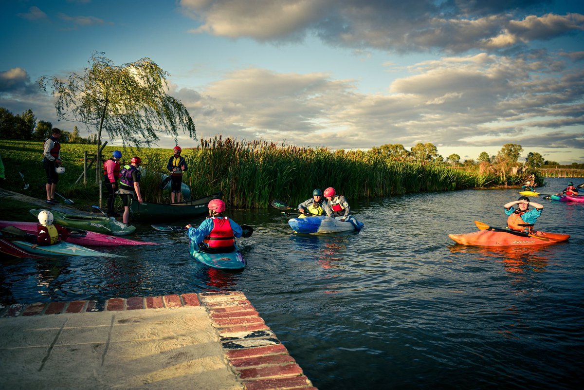 SWYorksWing's tweet image. 🛶 Making waves! Cadets from across South &amp;amp; West Yorkshire Wing joined forces recently for a paddle sport session. They learnt new skills and built confidence through kayaking and canoeing. Thank you to the staff who organised and Green Star Canoe Club for hosting! #TeamSWYorks