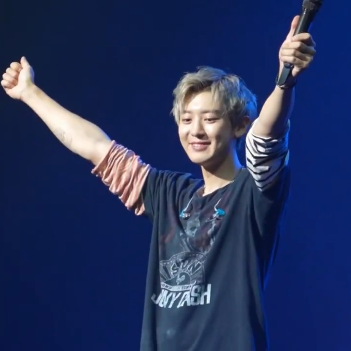 yeolmeissa's tweet photo. always be happy 🥹💌https://t.co/eKIDxjLSTa