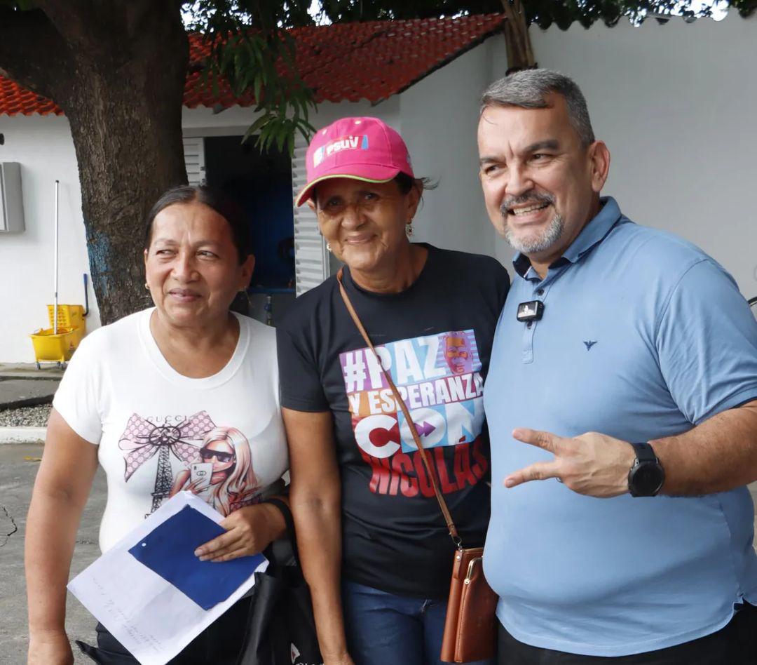 ¡Feliz Fin de Semana!

Con la bendición de Dios y el amor de nuestro pueblo seguimos construyendo Patria 🇻🇪✌🏻

#PáezProduceYCrece #TuFuturoNuestroCompromiso