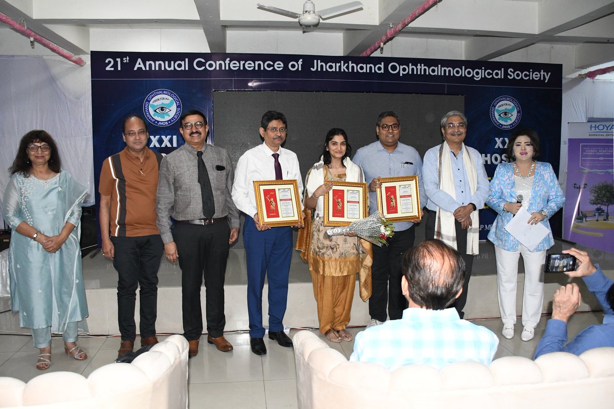 drbhartikashyp's tweet image. It was a wonderful 21st Annual Conference JHOSCON. Starting from day 1 on 3rd May a wonderful Deferred Live Surgery Session conducted seamlessly by Dr Bibbhuti Kashyap and Dr Nidhi Kashyap at Kashyap Memorial Eye Hospital, Ranchi on the first day of 21th JHOSCON.