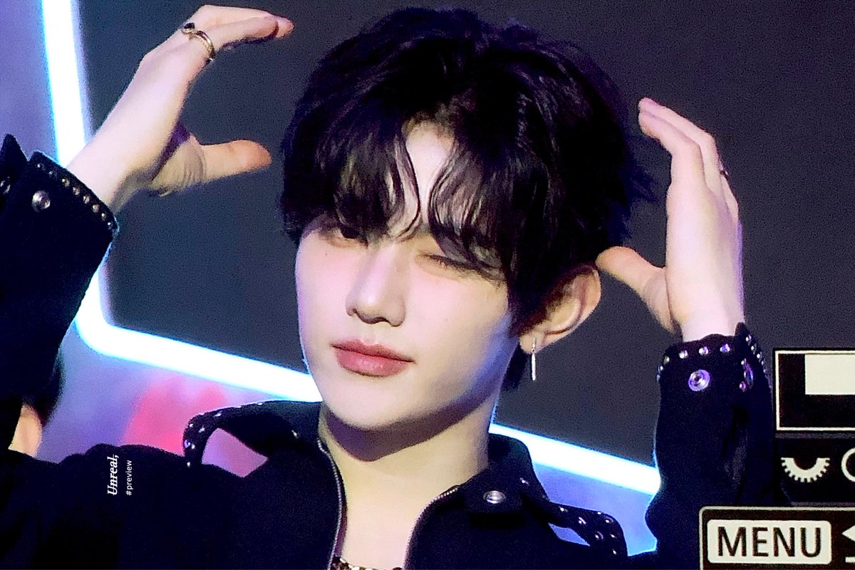 unreal_ZH's tweet image. 241116 KGMA preview
#장하오 #ZHANGHAO #章昊
#제로베이스원 #ZEROBASEONE #ZB1