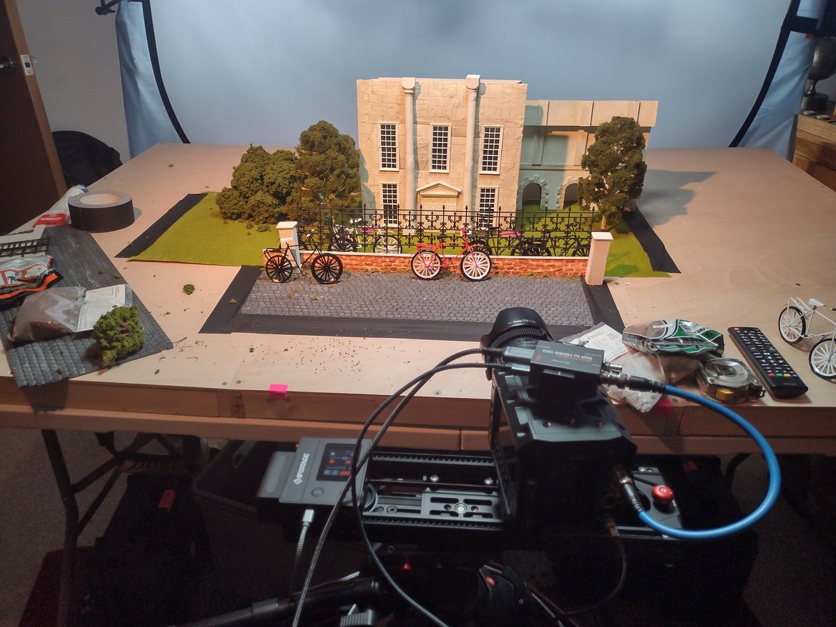 JebTFreak's tweet photo. Shooting miniatures! Day 1 of several.

[JEB: THE FAME AND THE FURY - in production NOW!] 

#JEB #comedy #movies #animation #filmmaking

https://t.co/VPlzFpZidP https://t.co/MEmzqHGkx7