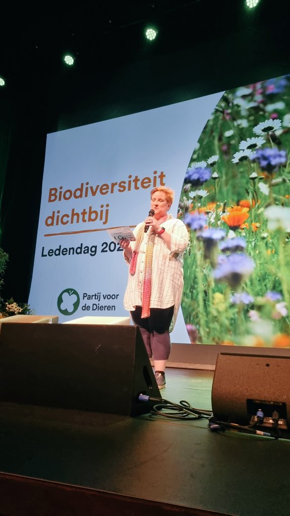 🦚NIEUWS tijdens #pvdd Ledendag 

"We hebben niet alleen meer leden dan de VVD, maar nu ook meer dan het CDA!"

🔥 Hup, groene en lieve strijders ❤️