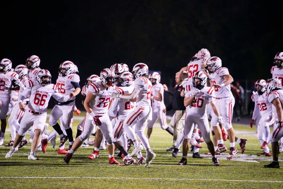 'The only way out is through.' How New Palestine stuck to game plan to beat Bishop Chatard indystar.com/story/sports/h… via @charvarnes11