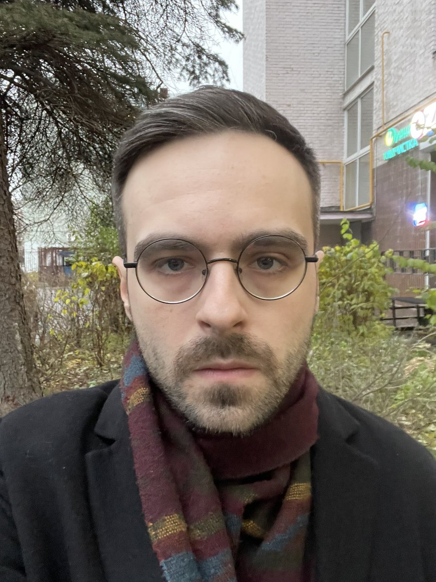 паша. tweet media