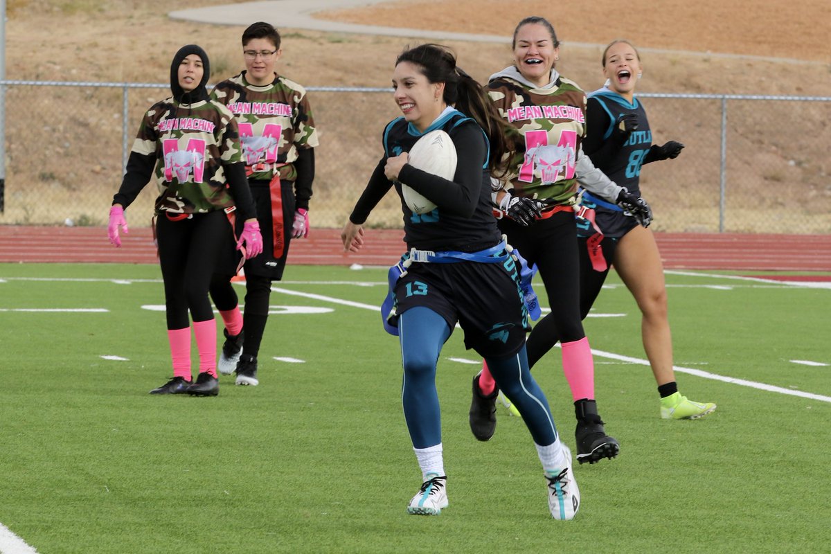 Estrella_SF's tweet photo. Hey X, been a minute. 
Come check out the squad today in the Santa Fe Adult Flag Football League Women’s Championship 
@ SFIS 2pm 
✨🏈

Not gonna lie, I wouldn’t wanna play against us 🥵 🔥 https://t.co/gMHodvk1iM