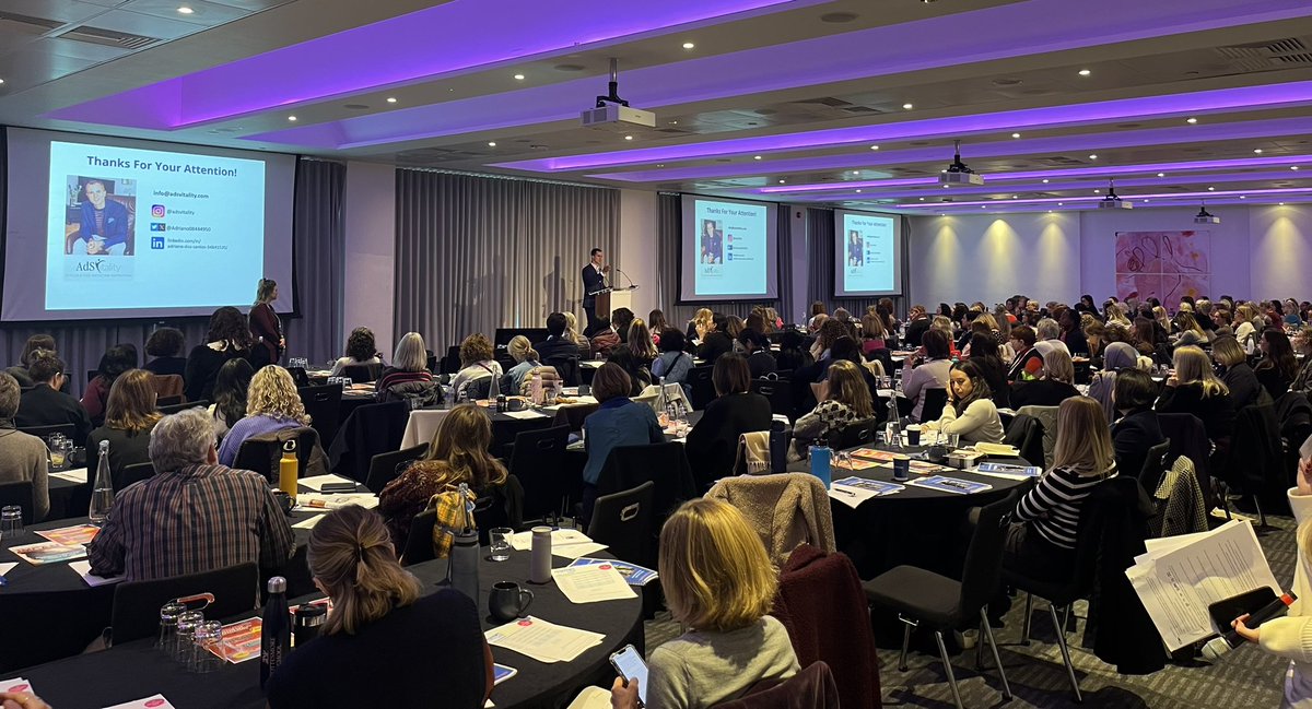 Nervous but excited 😜 
5 mins to go !!