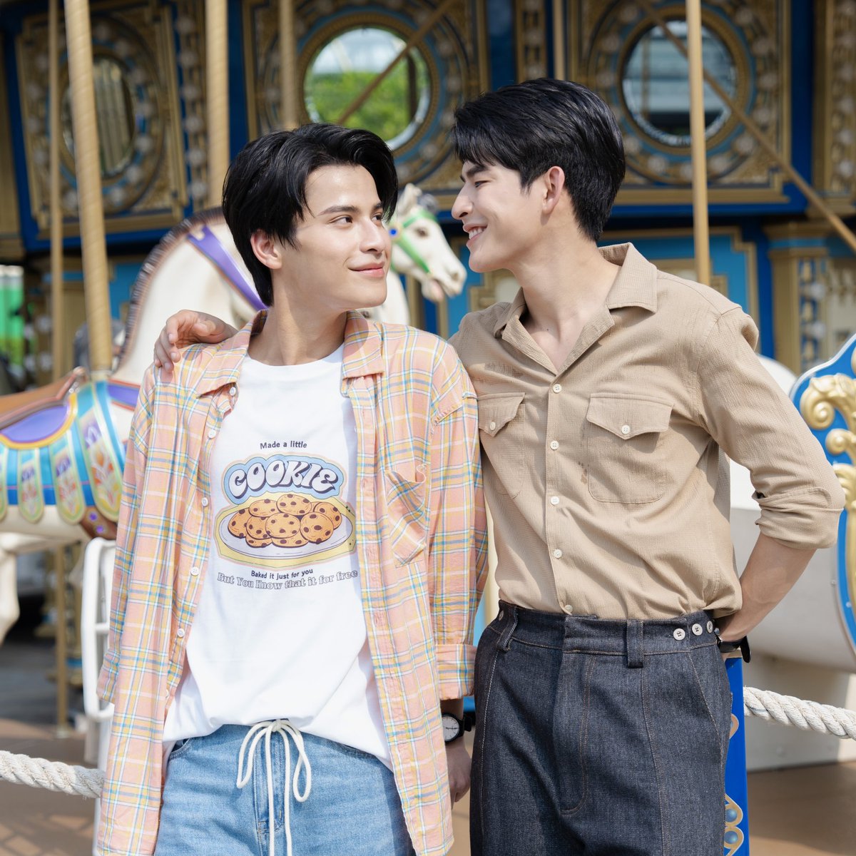 SweetToothTH's tweet photo. คิว2 มองตากันขนาดนี้นี่คิดไรกันปะ 👀💖

#SweetToothGoodDentist
#GMMTV https://t.co/7FXijV0LFs