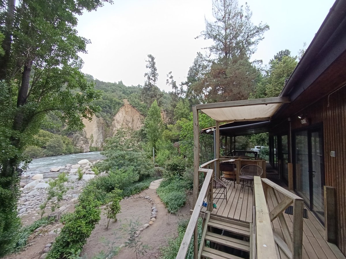 Buen día desde la ribera del río Tinguiririca a solo dos horas de la ciudad de Santiago