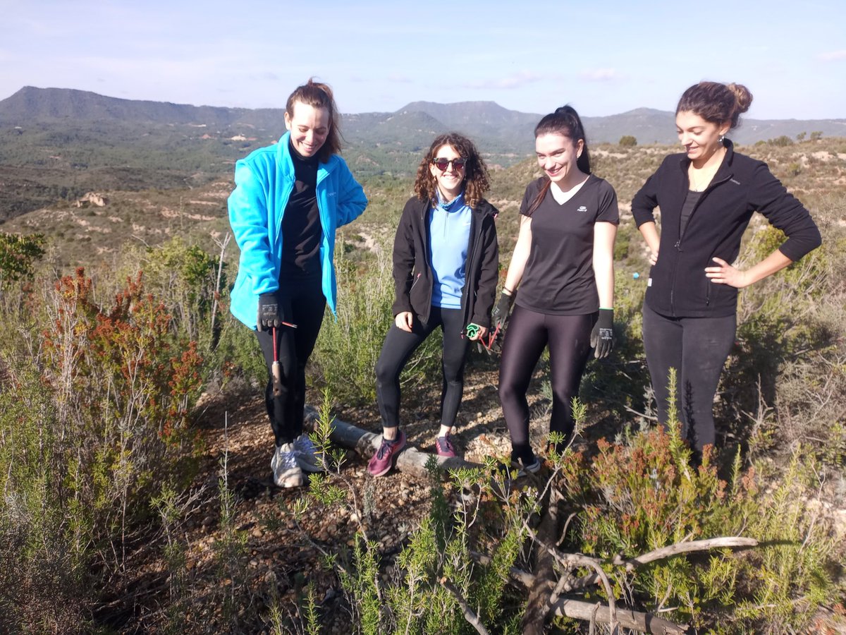 GrupoSylvestris's tweet image. 👏🏻 Magnífica la jornada de voluntariado en El Bruc

🌳Como siempre, un placer el haber disfrutado esta mañana junto a los voluntarios de 
CaixabankPaiment&amp;amp;Consumer

#SembramosO2  #CompensamosCO2