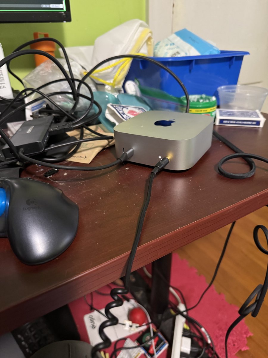 idvorkin's tweet photo. Very impressive. Makes me wish I had some CPU bound problems. https://t.co/XUmaWMMb5L
