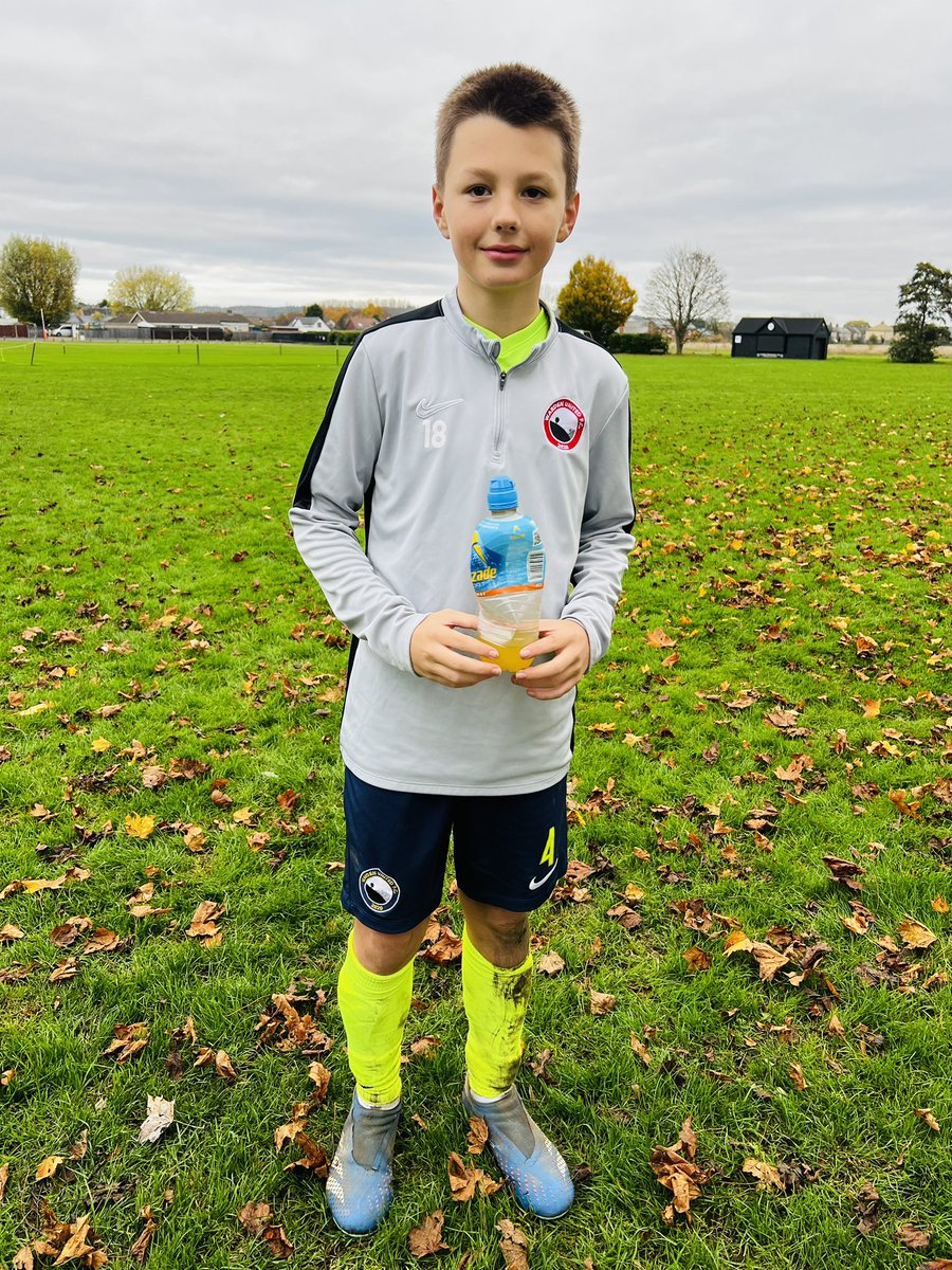 Warden_United's tweet photo. GAMEWEEK 9 - Ellybay Drylining sponsored U14’s MOTM…. #4 Liam 🏆 

#wardenunited #grassroots #BYSL #bedfordshireyouthsaturdayleague  #bedsfa #juniorfootball https://t.co/54mh9qt5KY