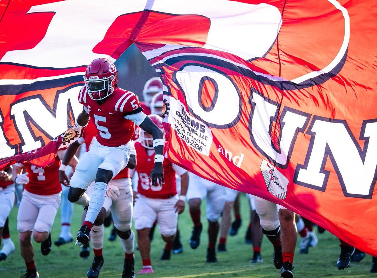 Kendrix London (@kendrixlondon) on Twitter photo Snr year highlights!! Some of the greatest memories came from these last 4 years, thank you catamount nation.
hudl.com/v/2QGgTw
<a href="/CoachWoods41/">George Woods</a> <a href="/Coach_Whit3/">Coach Brandon White</a> <a href="/NwGaFootball/">NwGa Football</a> Snr year highlights!! Some of the greatest memories came from these last 4 years, thank you catamount nation.
hudl.com/v/2QGgTw
<a href="/CoachWoods41/">George Woods</a> <a href="/Coach_Whit3/">Coach Brandon White</a> <a href="/NwGaFootball/">NwGa Football</a>