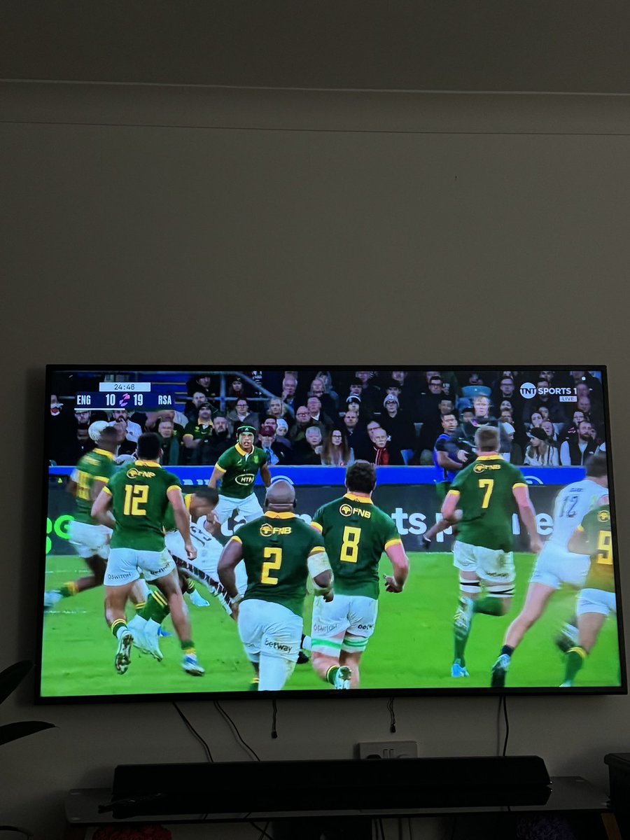 Sanaipei_Cutie's tweet image. Handre &quot;Ice Man&quot; Pollard converting a penalty to reclaim the lead for 
#DieBokke
#ENGvsRSA