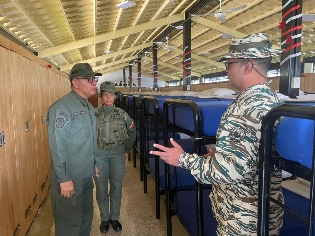 Academia Militar Medicina tweet media