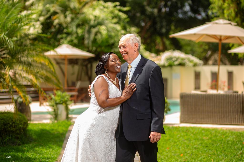 RatelessM's tweet photo. Love is a beautiful thing 🥰🥰🥰..
#Love #Trends #Photography #Zedtwitter #Video #wedding #weddings #bride #bridal #fyptwitter #fypシviral https://t.co/kfWVAe4ozW