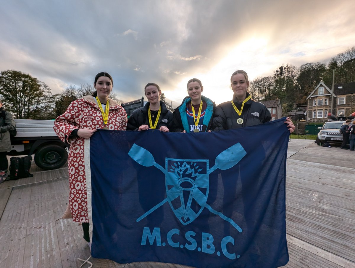 Great start to year up at Avon County today! A few new challenges for our members with the seniors boys racing sweep boats and our Year 11's taking on coxless quads. Our year 10's continued to gain valuable experience. while our senior girls took home our first win in WJ18 4x 🥇