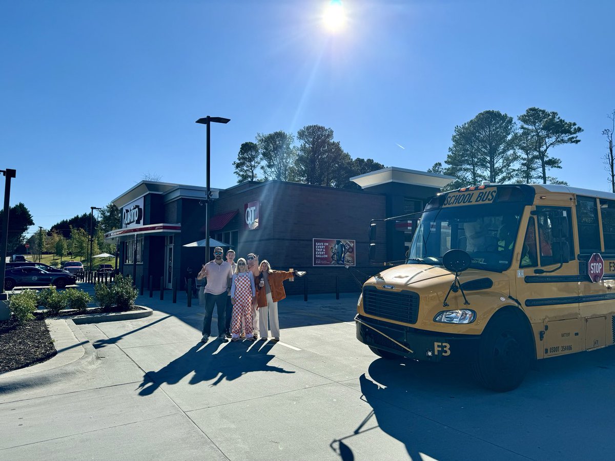 Katierocks19's tweet photo. ⁦@JoshPateCFB⁩ ⁦@QuikTrip⁩ 🍊 Road vols 30 deep otw to Athens xoxo 🧡 https://t.co/SXB5Ep8RdH