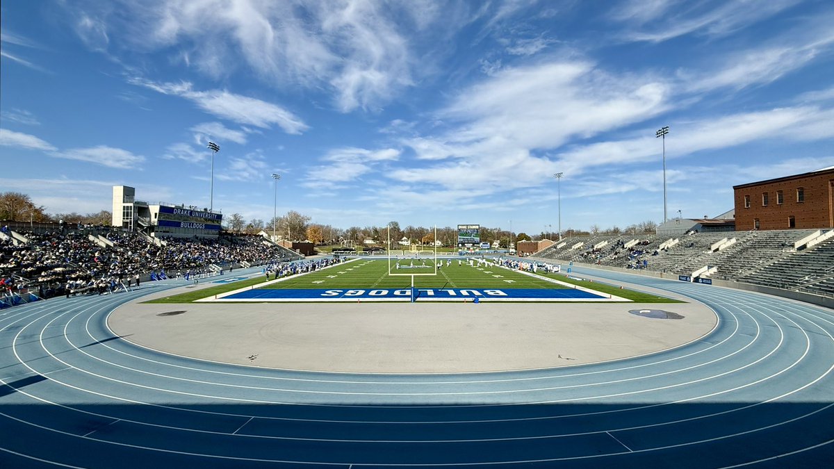 College Football Campus Tour tweet media