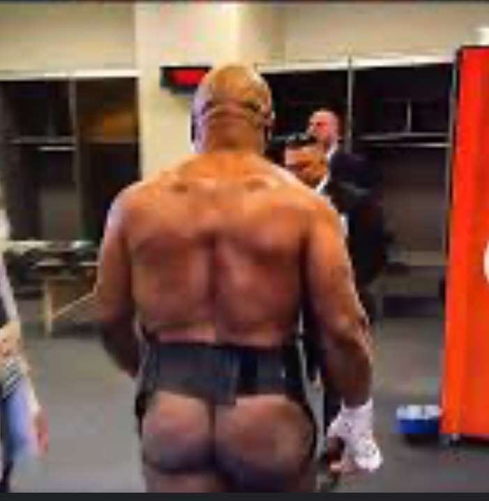 Commanders are this ass.