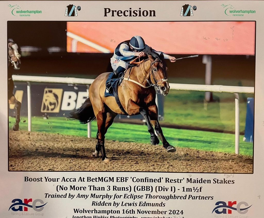 Farwestfarm's tweet photo. WINNER - Homebred colt ‘PRECISION’ wins decisively @WolvesRaces for our great clients @EclipseTBP and trainer @almracing . Bred, born and broken in here at the farm we are delighted for all connections and for the mare to have her first winner 💪🏼🐎❤️ #farwestgrad #homebred #2yo https://t.co/uSXq9pUEWt