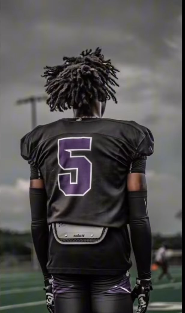 Danielwalker0's tweet image. YEAR 1 post grad highlights ‼️ hudl.com/v/2QqLum