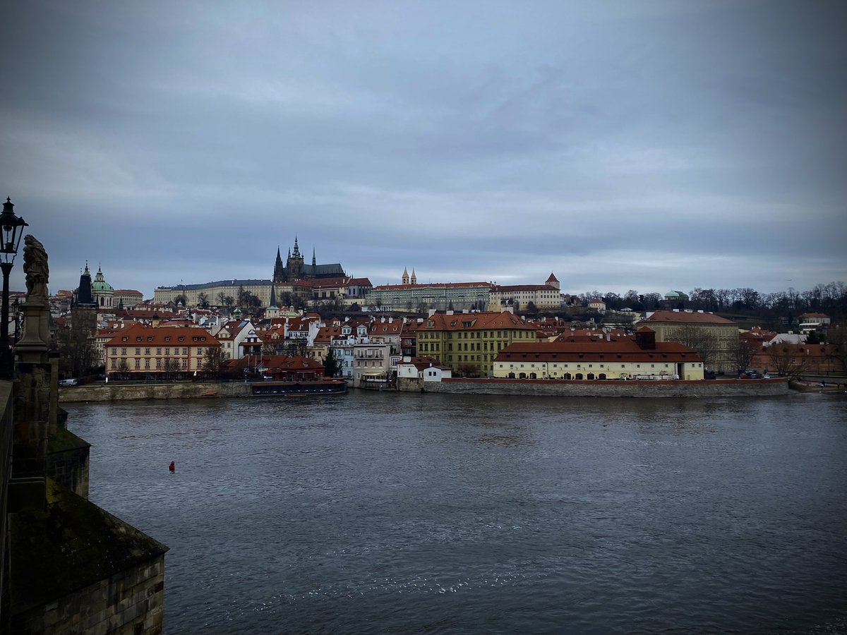 incimyl's tweet photo. Prague📍 https://t.co/xi5cCpv0gu
