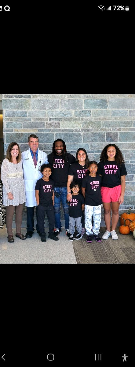 RonOBMD's tweet photo. Pittsburgh Steeler D'Angelo Williams and his family returned to Pittsburgh to donate 53 mammograms  in honor of his mother and 4 aunts who all died by the age of 53 of breast cancer. Debbie and I, as well as the AHN Women's Institute matched the gift for a total of 159 mammograms https://t.co/GLO5pGFsv8
